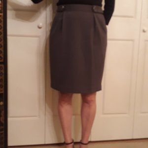 Grey petite skirt size 4, Grace-Elements